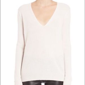 NWT! Theory ivory top size P